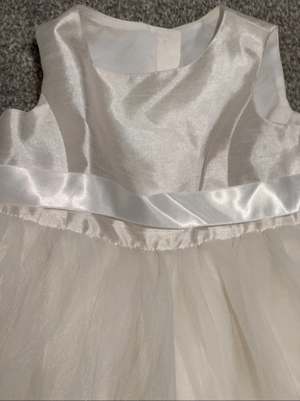 David’s Bridal flower girl dress ivory size 2T Worn ONCE - Picture 2 of 7